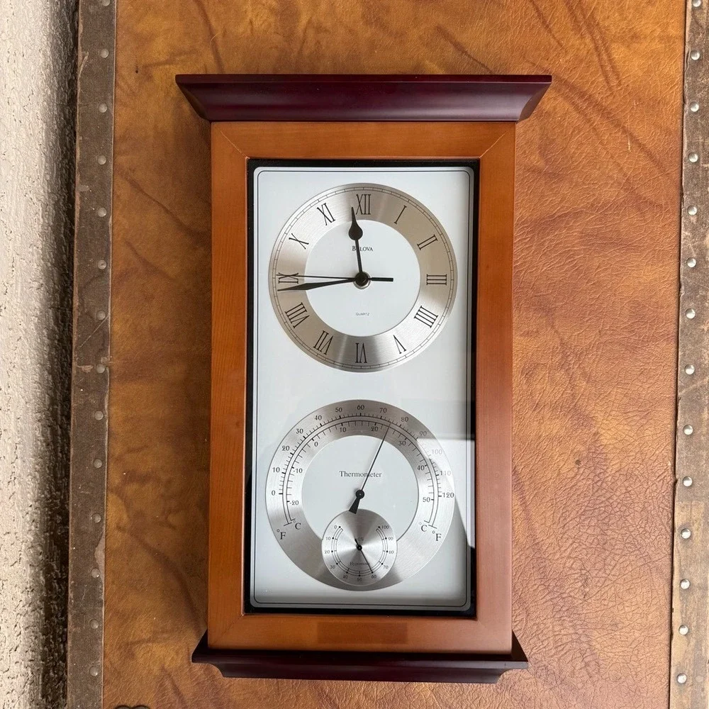 Bulova Quartz Wall Clock Thermometer Hygrometer Wood Frame Weather Station 17